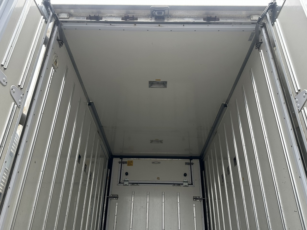 いすゞ エルフ TPG-NMS85AN(4WD)の写真22