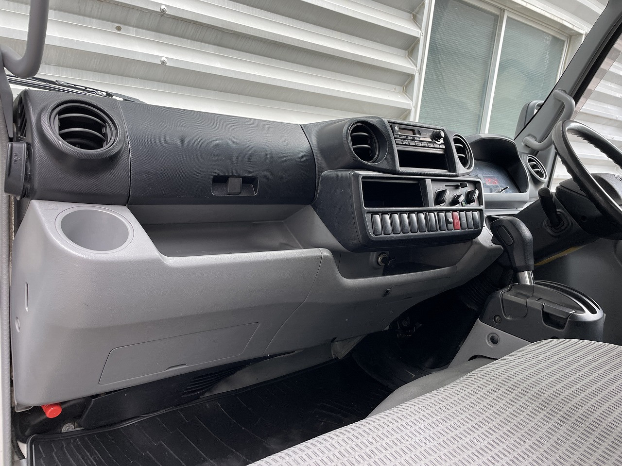 トヨタ ダイナ SKG-XZC645(2WD)の写真19