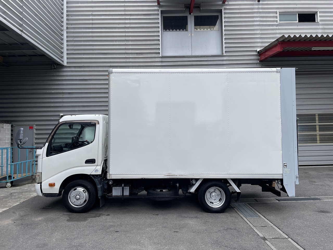 トヨタ ダイナ SKG-XZC645(2WD)の写真32