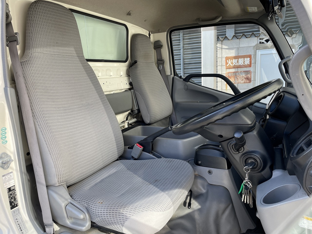 トヨタ トヨエース TKG-XZU605(2WD)の写真14