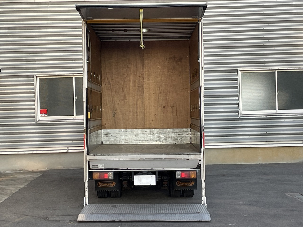 トヨタ ダイナ TPG-XZU605(2WD)の写真4