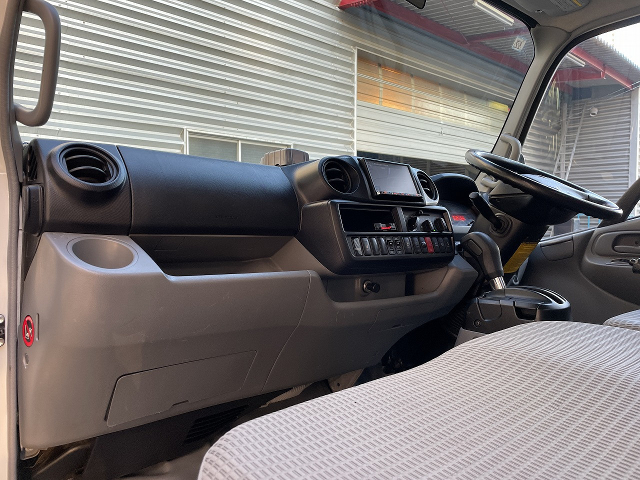 トヨタ ダイナ TPG-XZU605(2WD)の写真20