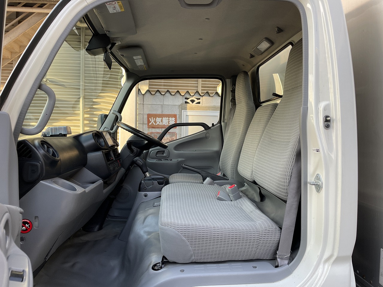 トヨタ ダイナ TPG-XZU605(2WD)の写真43