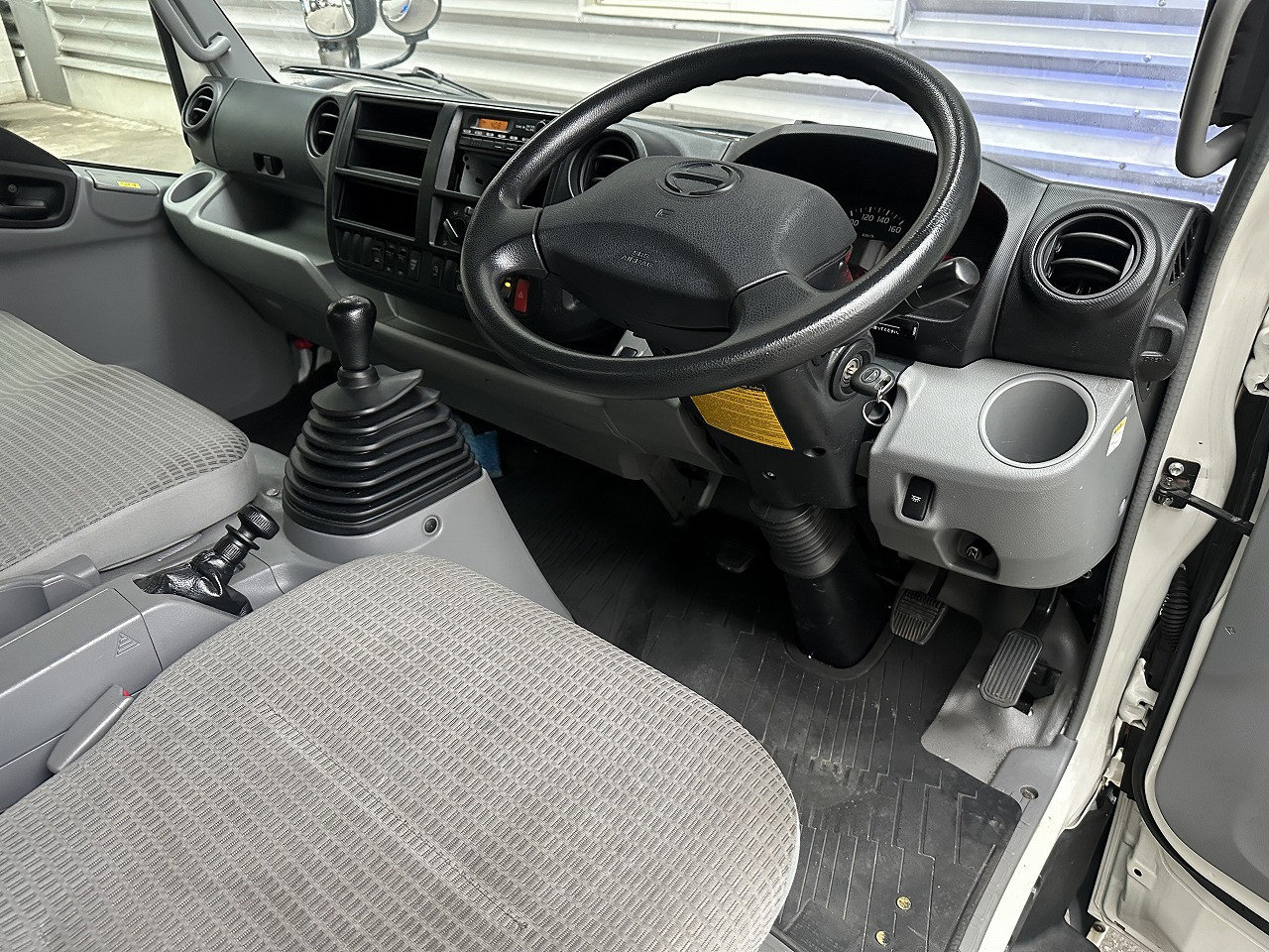 日野 デュトロ TKG-XZU720M(2WD)の写真13