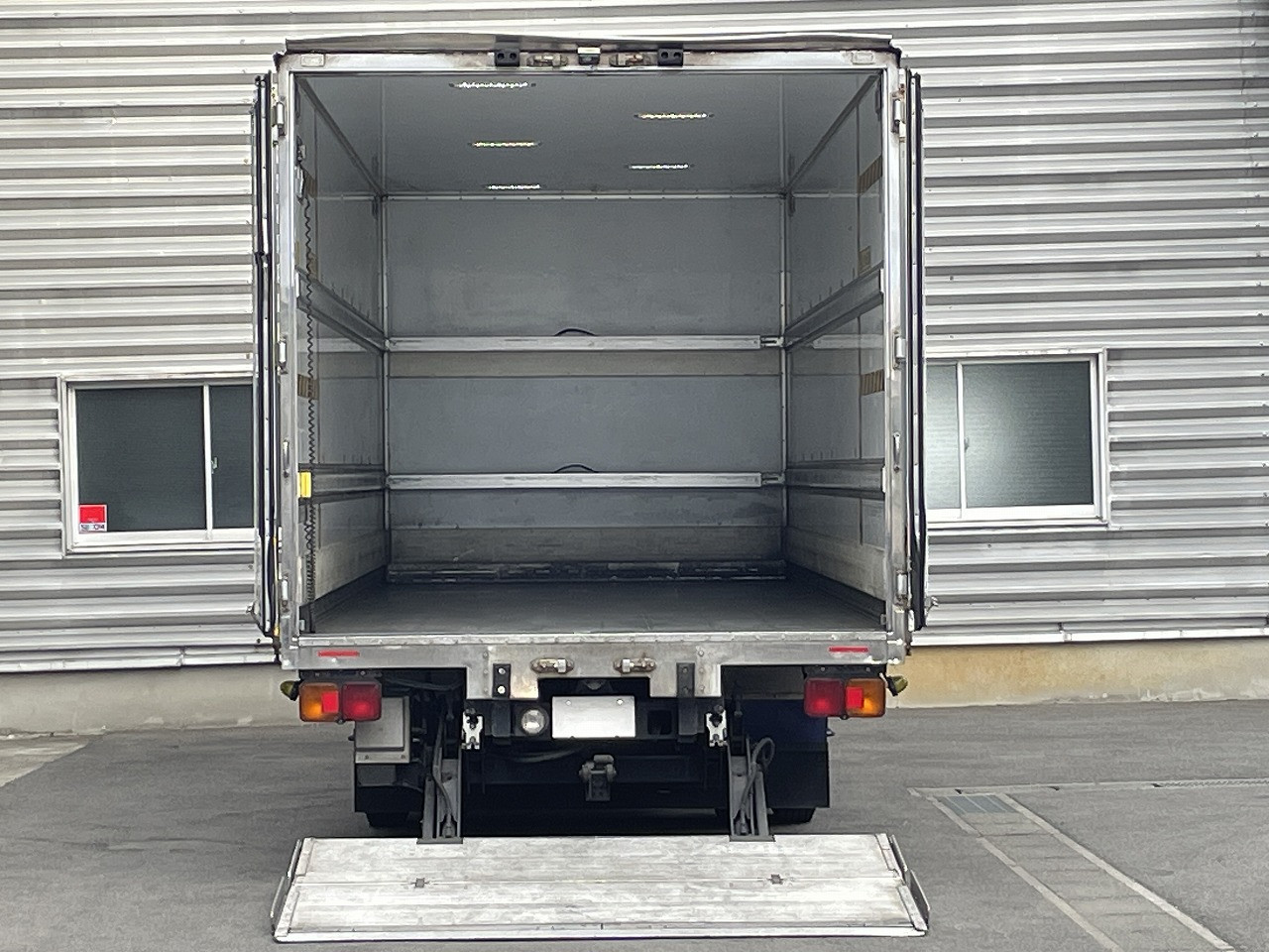 日野 レンジャー TKG-FC9JKAG(2WD)の写真4