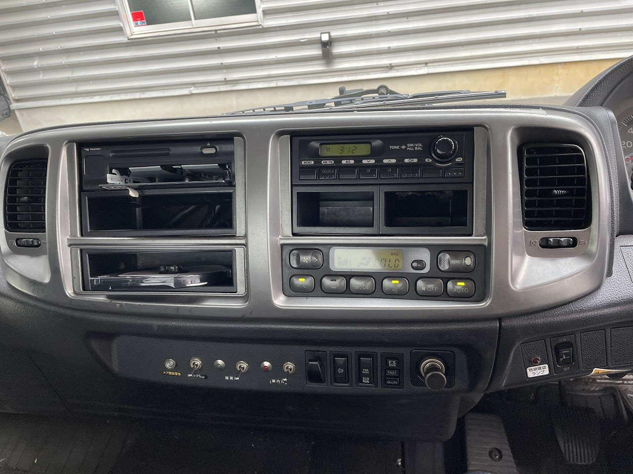 日野 レンジャー TKG-FC9JKAG(2WD)の写真16