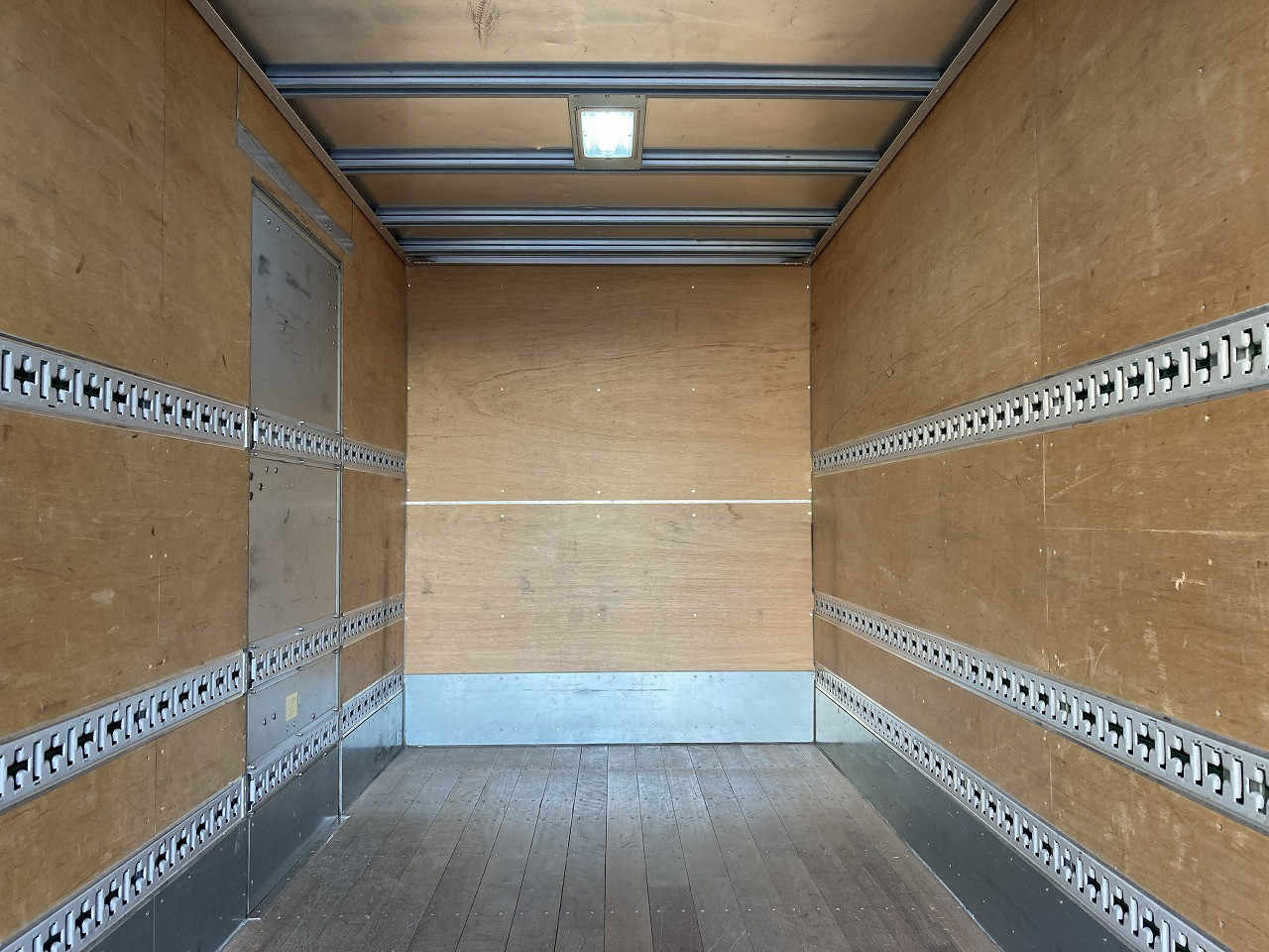 日野 デュトロ 2RG-XZU655(2WD)の写真27