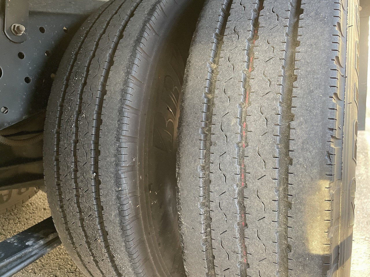 三菱 キャンター TPG-FDA00(4WD)の写真13