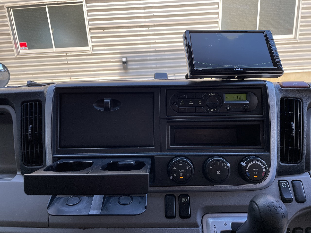 三菱 キャンター TPG-FDA00(4WD)の写真16