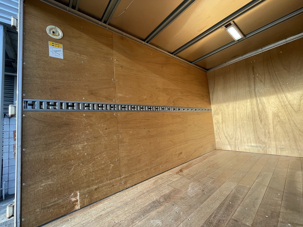 三菱 キャンター TPG-FDA00(4WD)の写真23