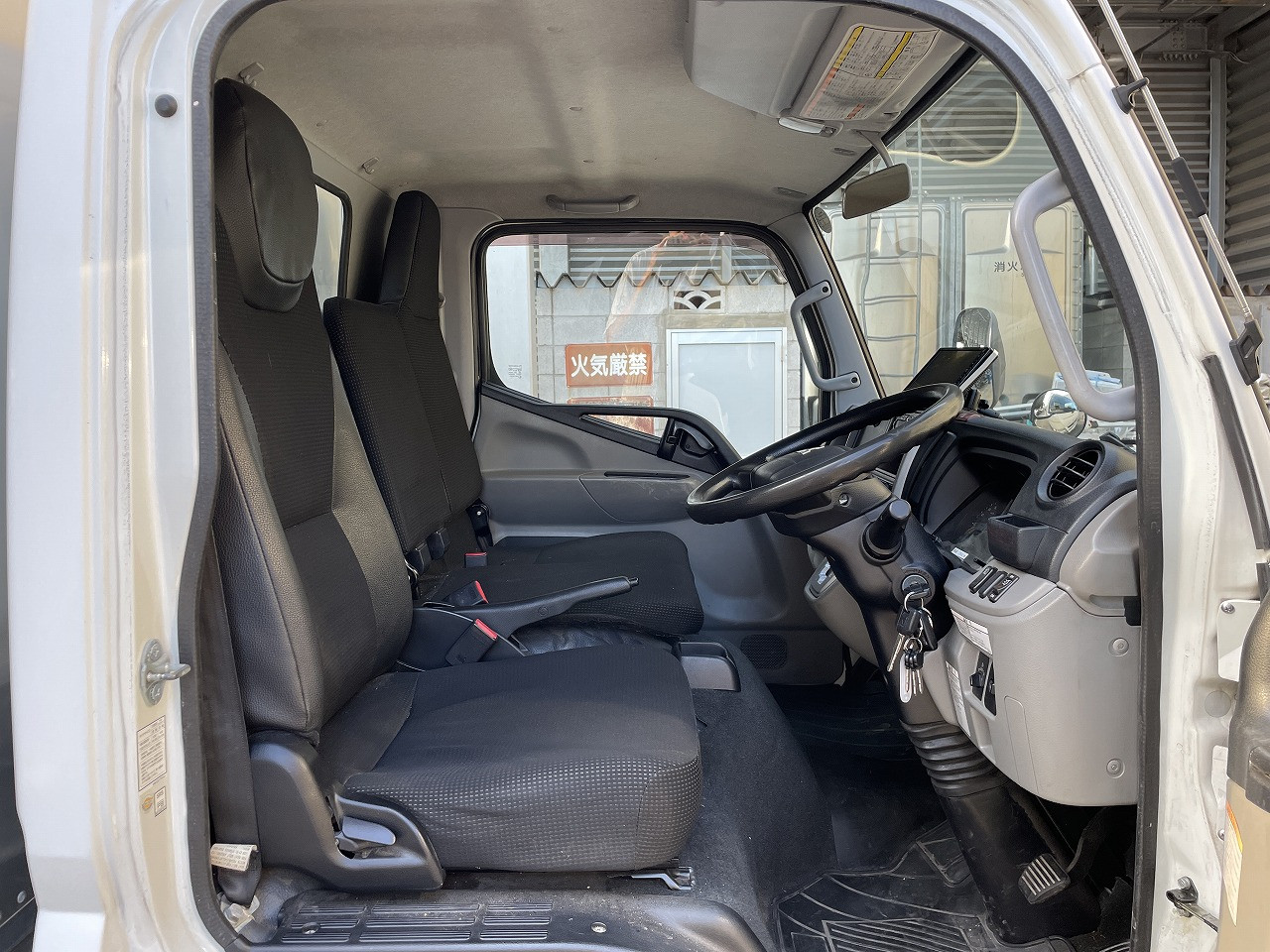 三菱 キャンター TPG-FDA00(4WD)の写真34