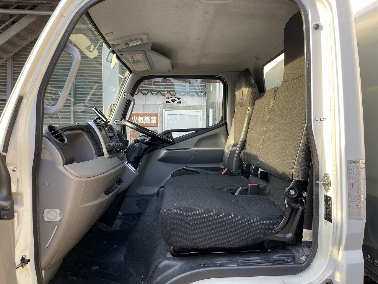 三菱 キャンター TPG-FDA00(4WD)の写真39