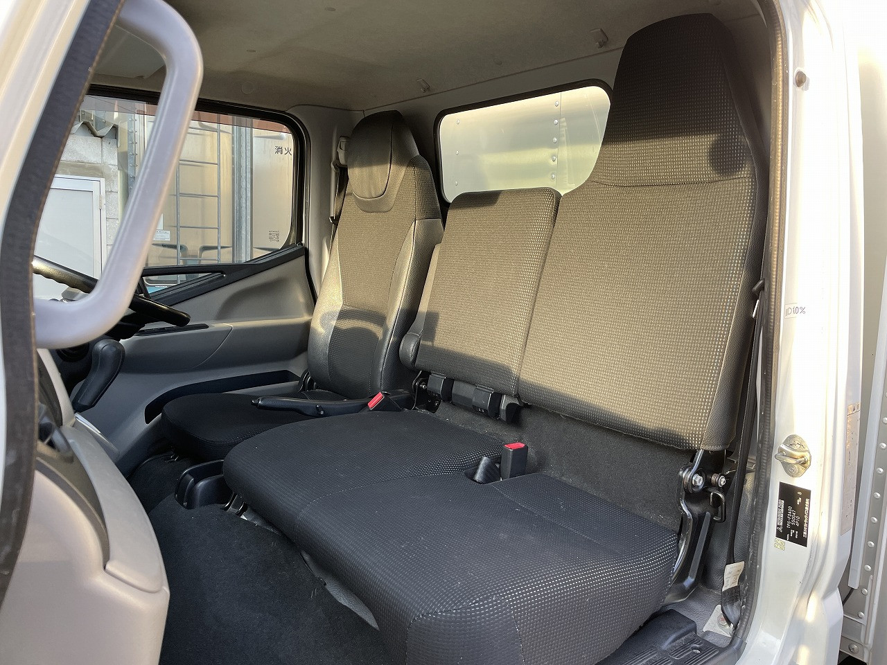 三菱 キャンター TPG-FDA00(4WD)の写真40