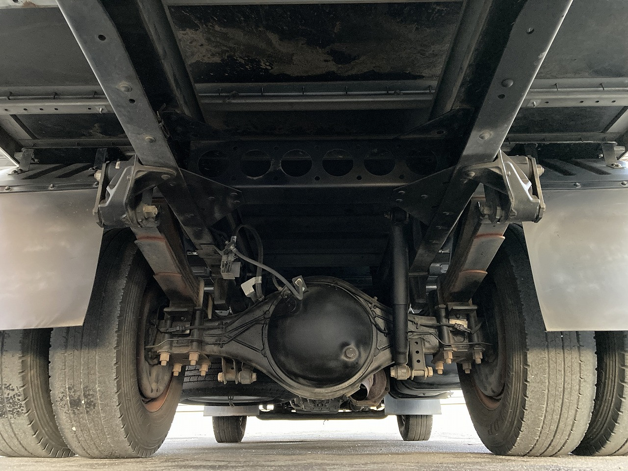 いすゞ エルフ TRG-NMR85N(2WD)の写真12