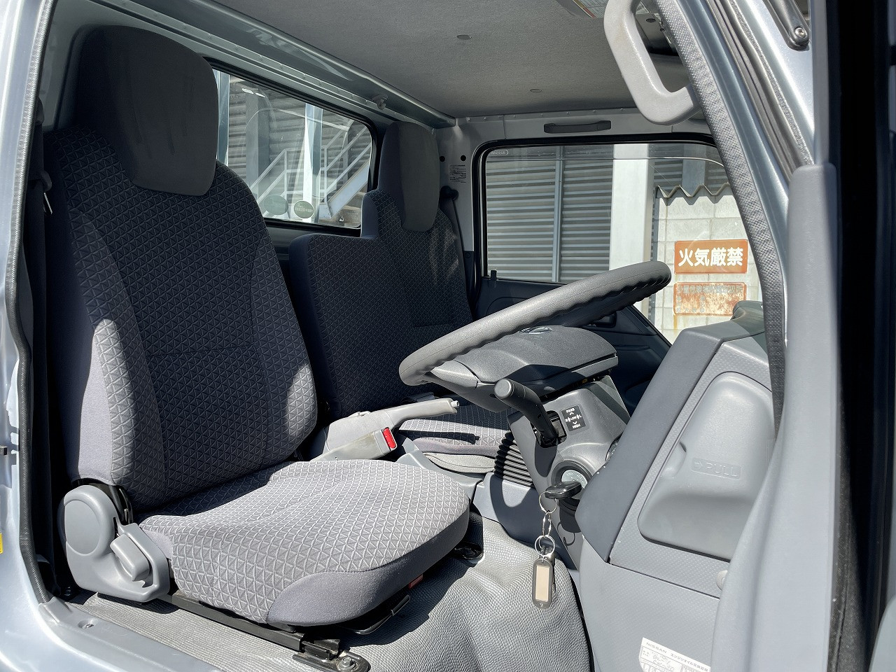 日産 アトラス 2RG-AHS88A(4WD)の写真17