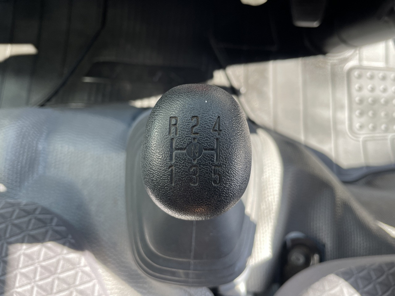 日産 アトラス 2RG-AHS88A(4WD)の写真20