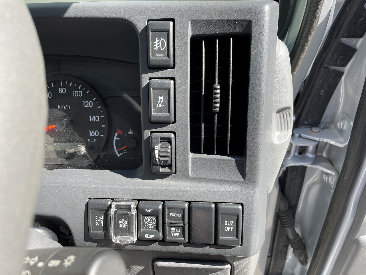 日産 アトラス 2RG-AHS88A(4WD)の写真32