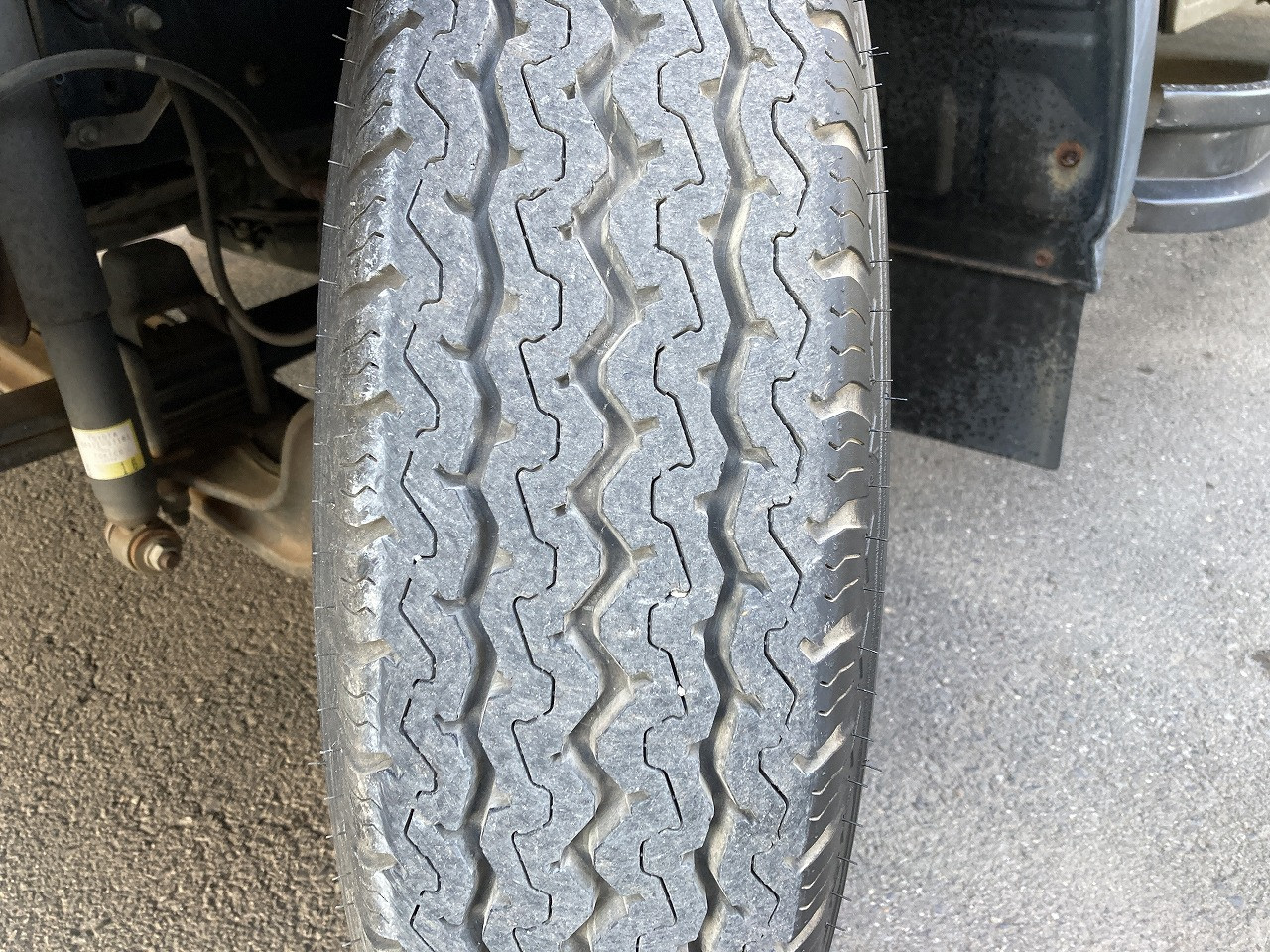 トヨタ ダイナ PB-XZU411(2WD)の写真12