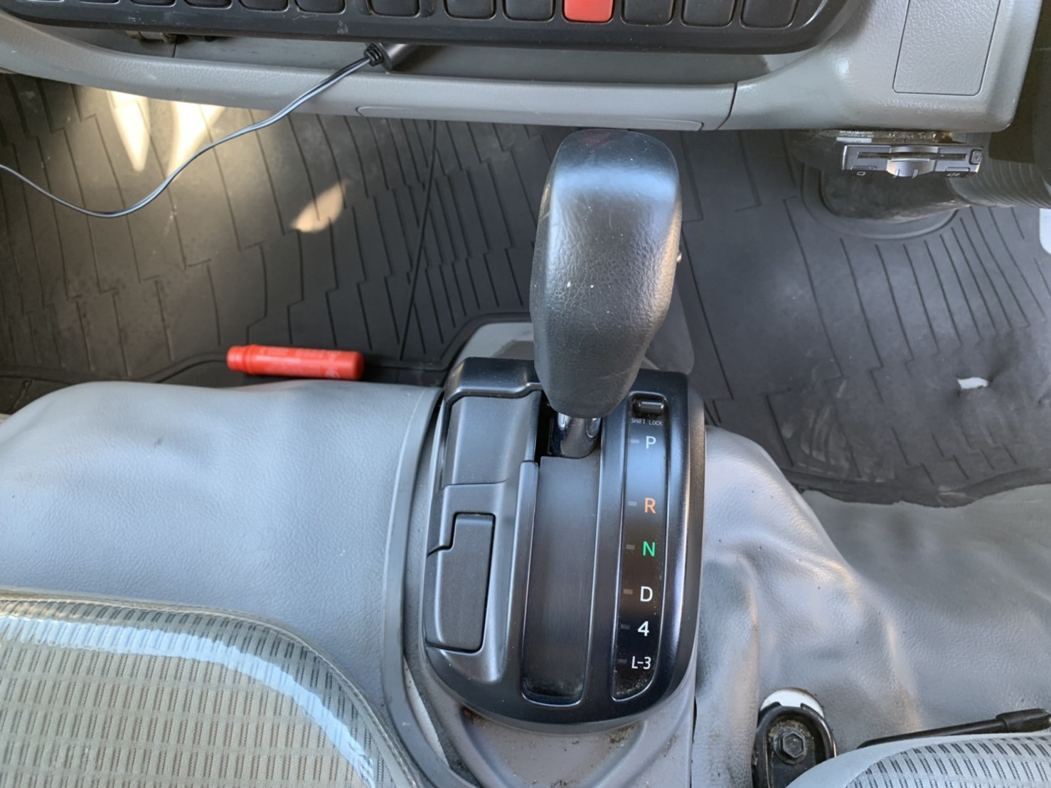 日野 デュトロ TKG-XZU605Mの写真10