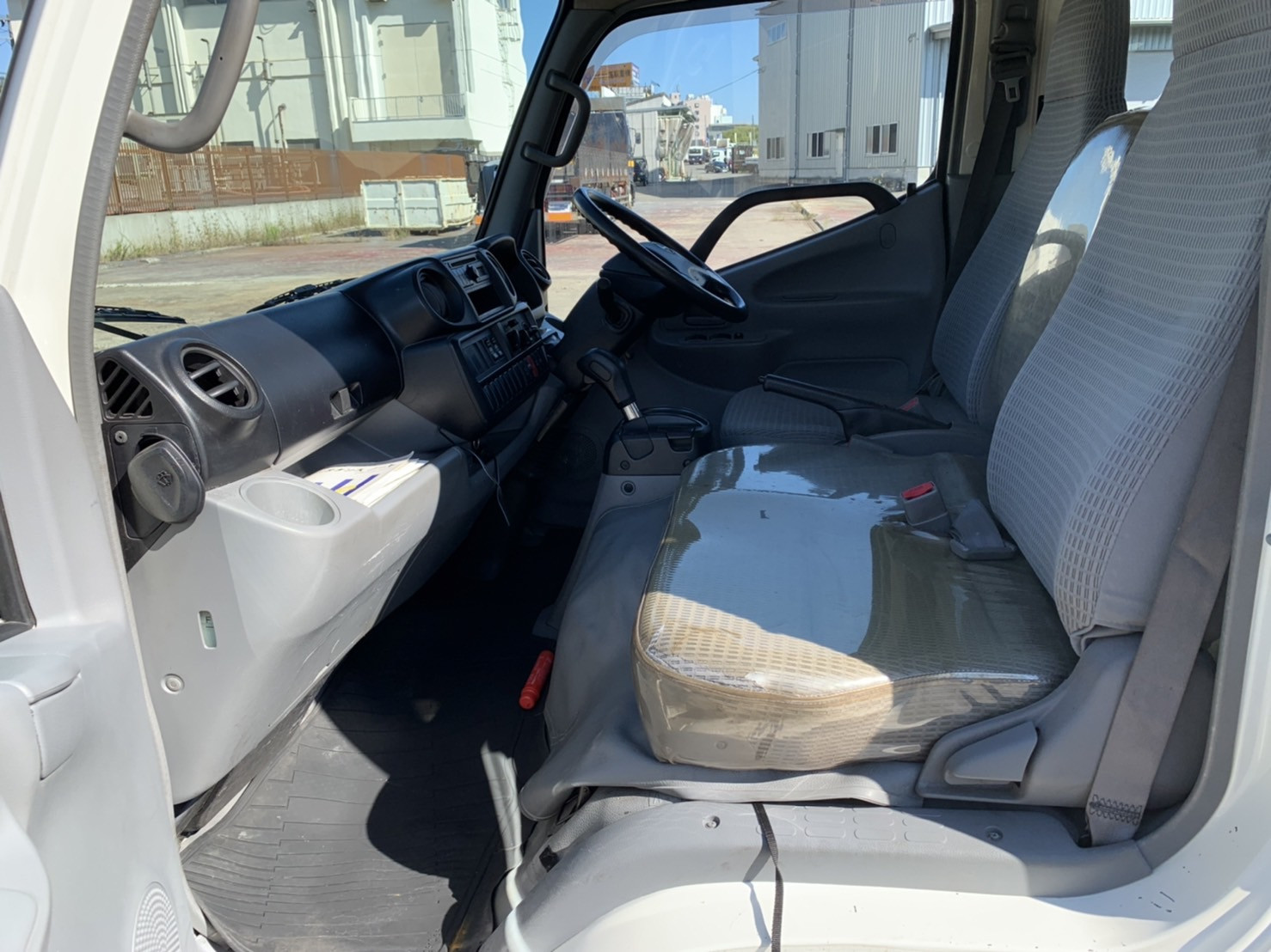 日野 デュトロ TKG-XZU605Mの写真11