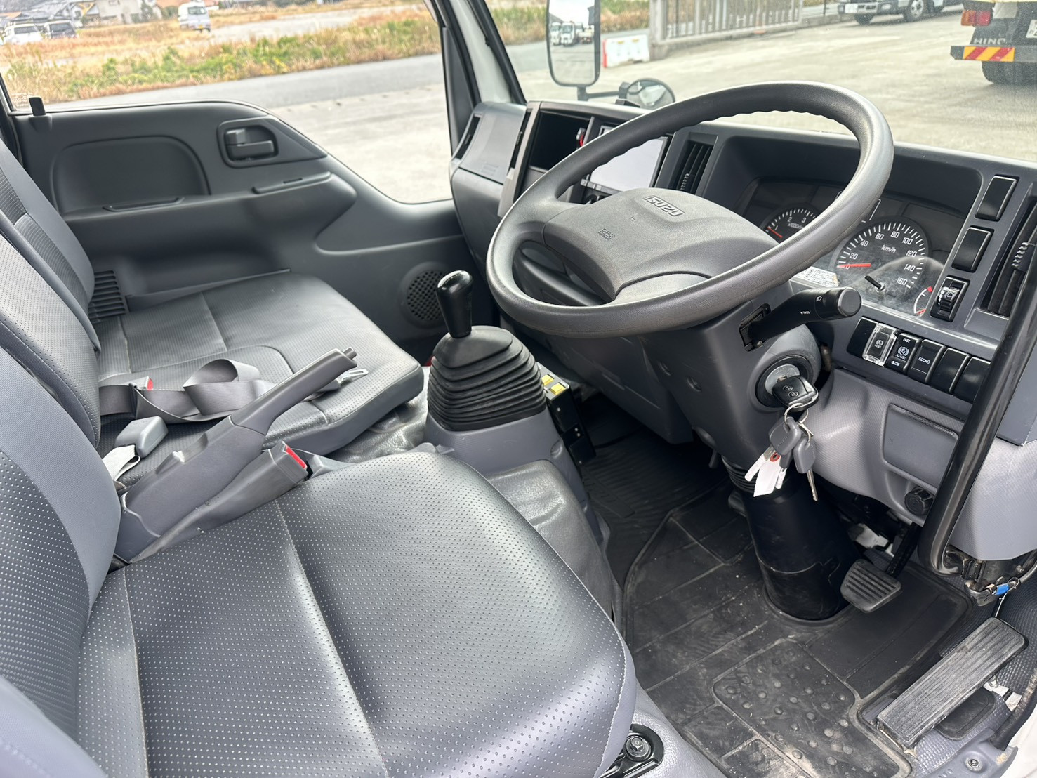 いすゞ エルフ TPG-NJR85AN(未入力/関係無)の写真9