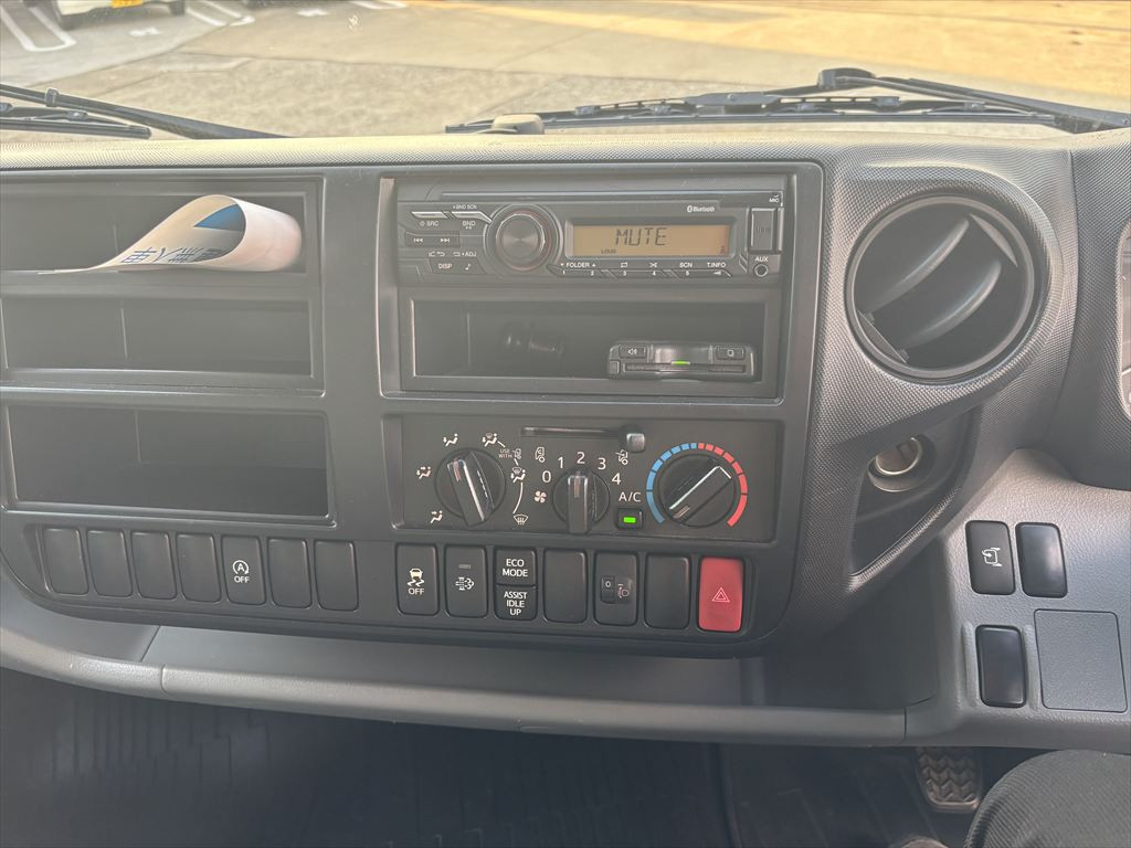 日野 デュトロ 2RG-XZU710Mの写真19