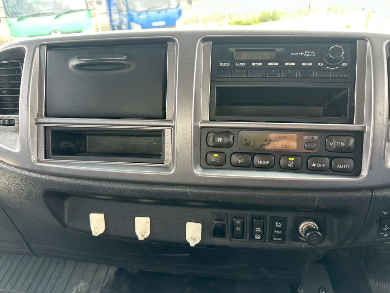 日野 レンジャー SKG-FC9JGAA(2WD)の写真9