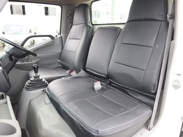 トヨタ トヨエース QDF-KDY231(2WD)の写真34
