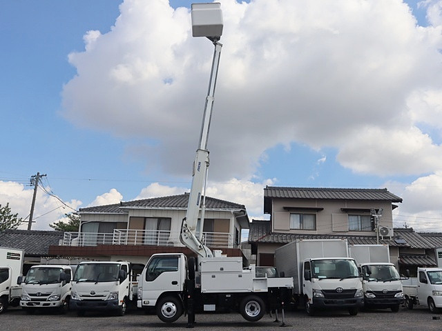 いすゞ エルフ TPG-NKR85AN(2WD)の写真13