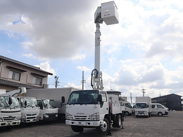 いすゞ エルフ TPG-NKR85AN(2WD)の写真14