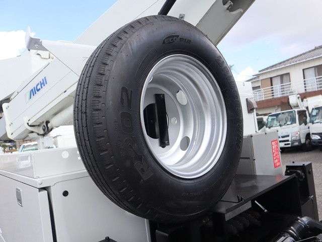 いすゞ エルフ TPG-NKR85AN(2WD)の写真28