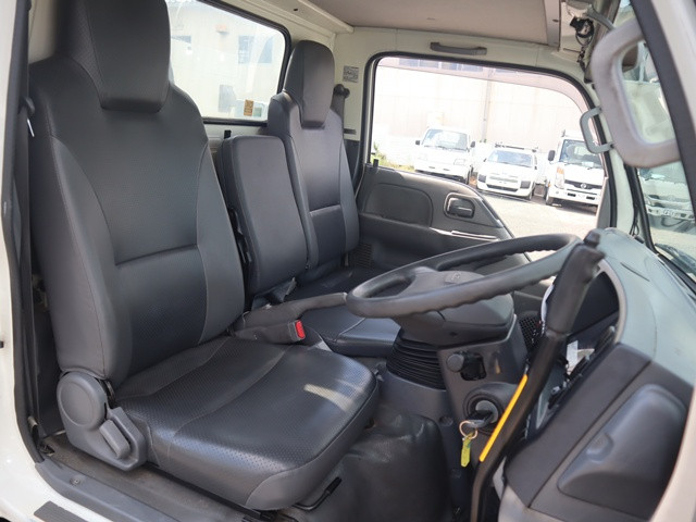 いすゞ エルフ TPG-NKR85AN(2WD)の写真39