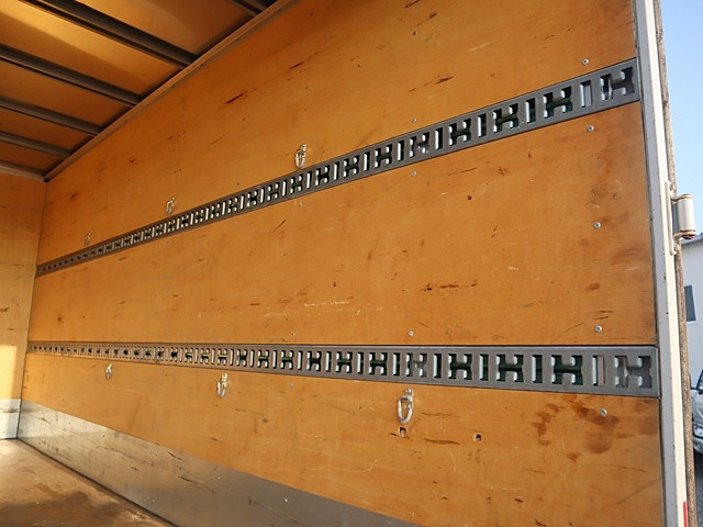 三菱 キャンター 2PG-FEB50(2WD)の写真14