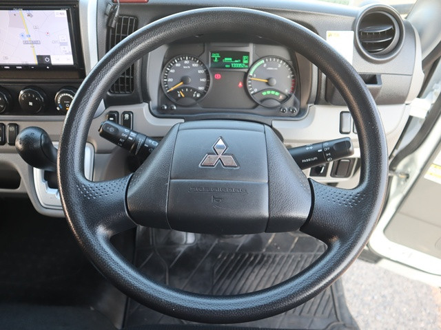 三菱 キャンター 2PG-FEB50(2WD)の写真40