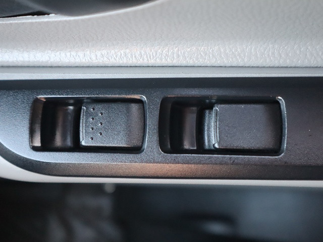 三菱 キャンター 2PG-FEB50(2WD)の写真46