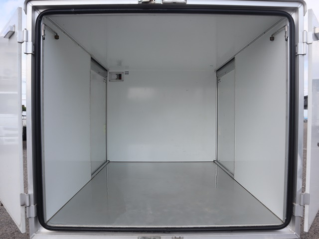 ダイハツ ハイゼットトラック EBD-S500P(2WD)の写真13