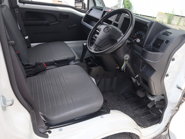 ダイハツ ハイゼットトラック EBD-S500P(2WD)の写真31