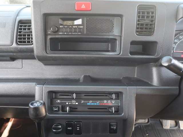 ダイハツ ハイゼットトラック EBD-S510P(4WD)の写真38