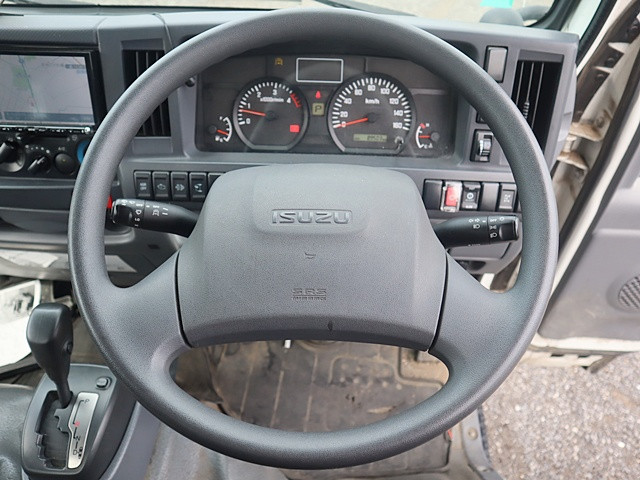 いすゞ エルフ TPG-NKR85AN(2WD)の写真4