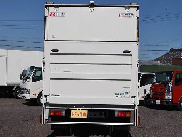 トヨタ ダイナ 2RG-XZU605(2WD)の写真6