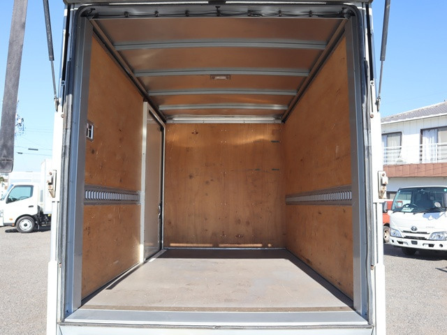 トヨタ ダイナ 2RG-XZU605(2WD)の写真13