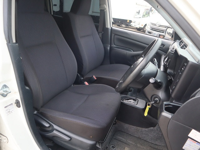 トヨタ サクシードバン 6AE-NHP160V(2WD)の写真30