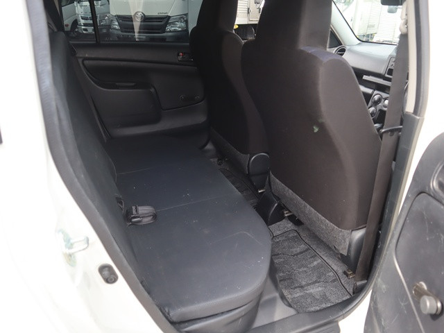 トヨタ サクシードバン 6AE-NHP160V(2WD)の写真33