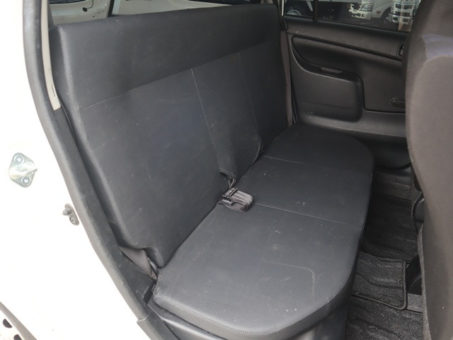 トヨタ サクシードバン 6AE-NHP160V(2WD)の写真34