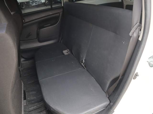 トヨタ サクシードバン 6AE-NHP160V(2WD)の写真36
