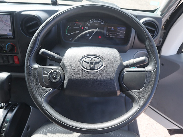 トヨタ ダイナ 2RG-XZU710(2WD)の写真4