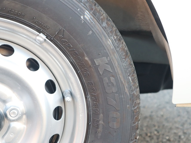 ダイハツ ハイゼットトラック EBD-S500P(2WD)の写真21