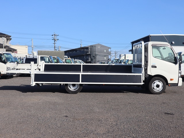 日野 デュトロ TPG-XZC710M(2WD)の写真10