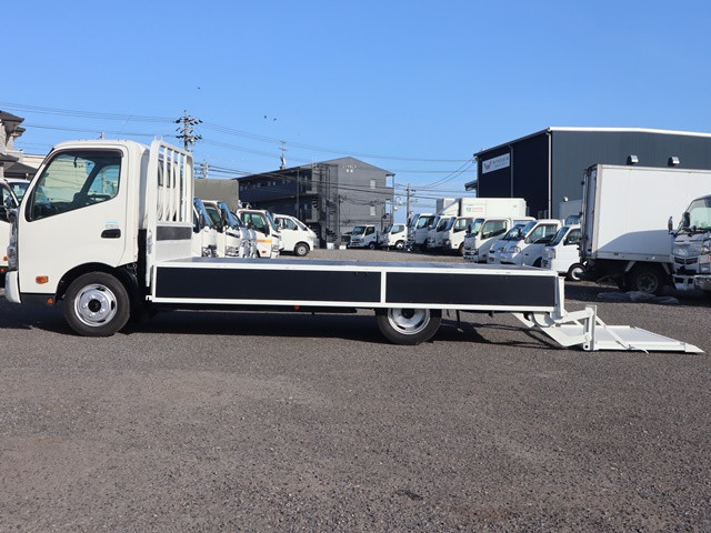 日野 デュトロ TPG-XZC710M(2WD)の写真11