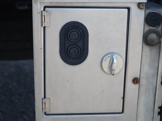 日野 デュトロ TPG-XZC710M(2WD)の写真16